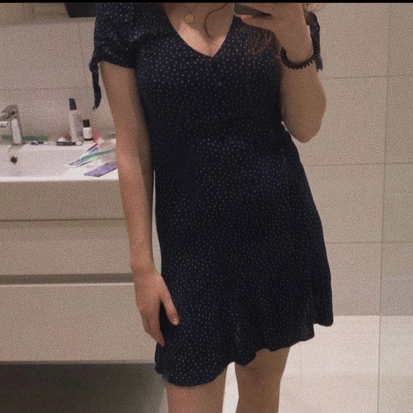 h&m mini dress - Picture 4 of 4